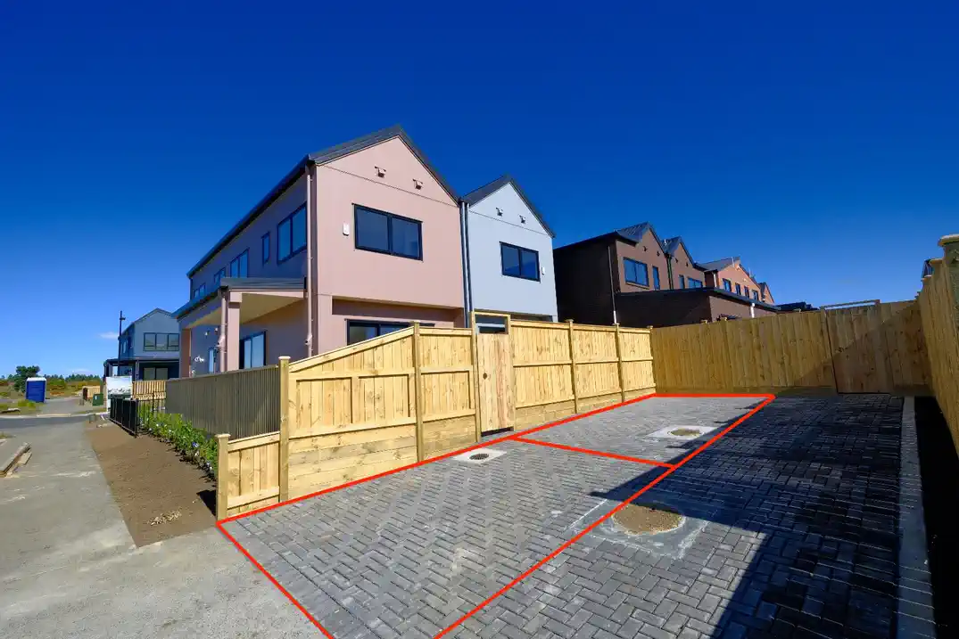 For rent, 2 kitchens, Brandnew 3 beds 2 baths home with car parks, Available NOW, 2 Waimarie Drive, Karaka, Auckland