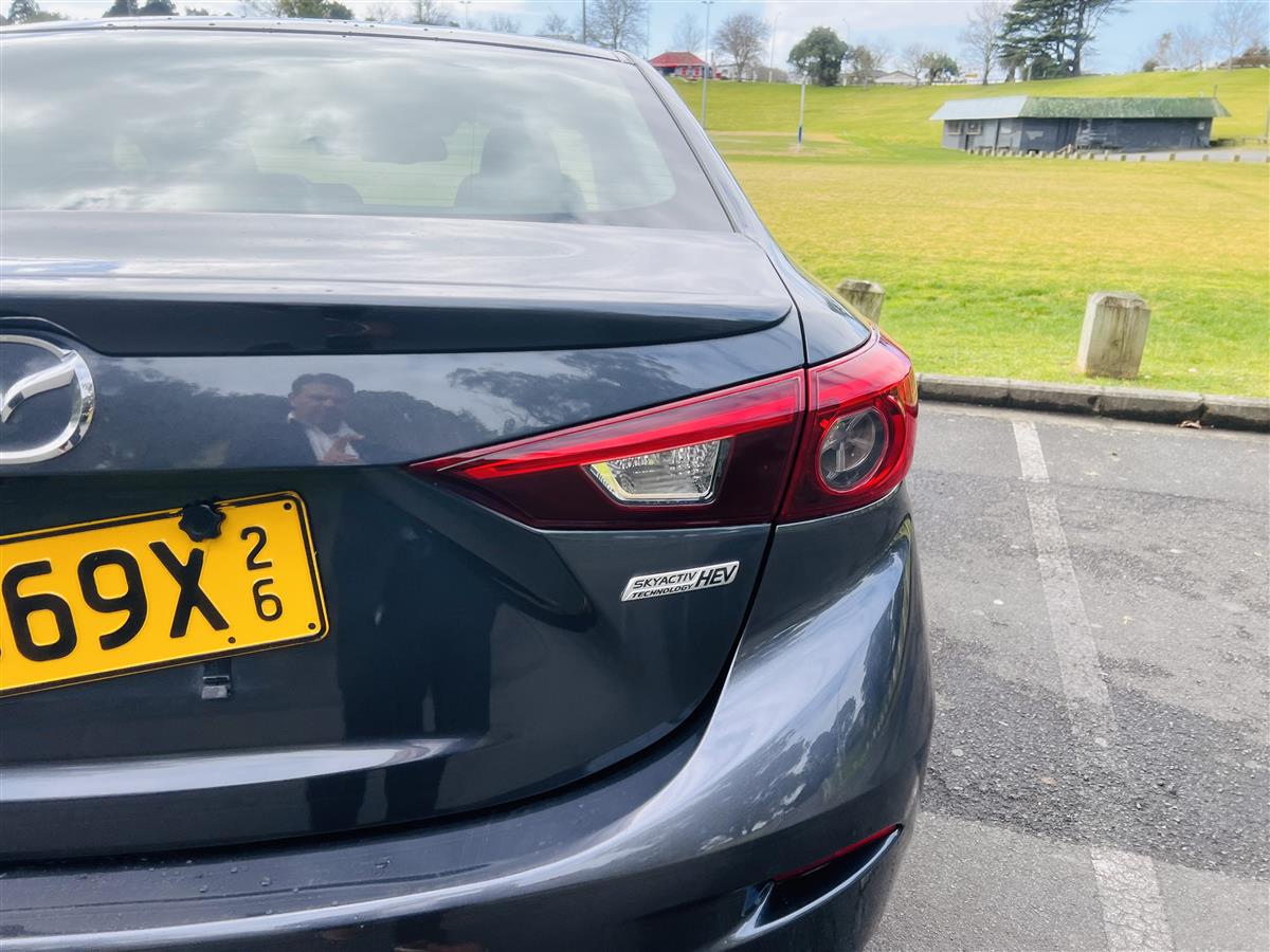 2015 Mazda Axela HYBRID CRUISE CONTROL HUD SPECIAL PRICE Sedan Automatic, 2,000 cc, 93,162 km