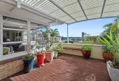 574m2 section, 5 beds 2 baths house with double garage, 19 Kendrick Place Blockhouse Bay, Auckland