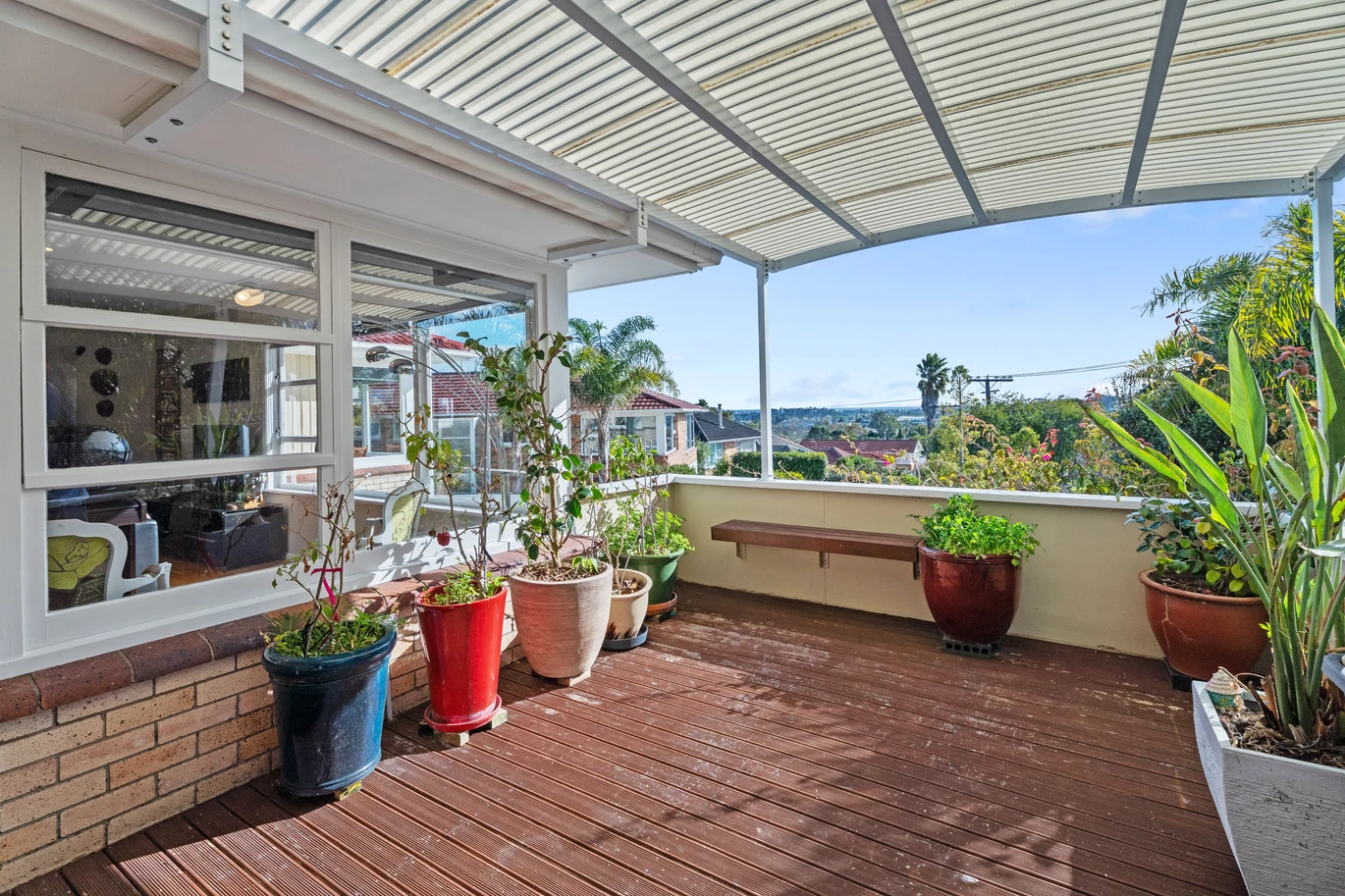 574m2 section, 5 beds 2 baths house with double garage, 19 Kendrick Place Blockhouse Bay, Auckland
