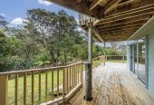 958m2 section, 4 beds + study 2 baths house with double garage, 37 Onedin Place, Titirangi, Auckland