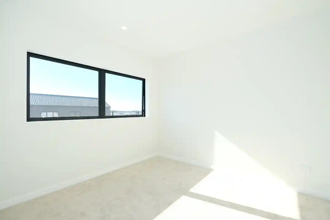 For rent, Brandnew 4 beds 3 baths duplex home with car parks, Available NOW, 4 Waimarie Drive, Karaka, Auckland