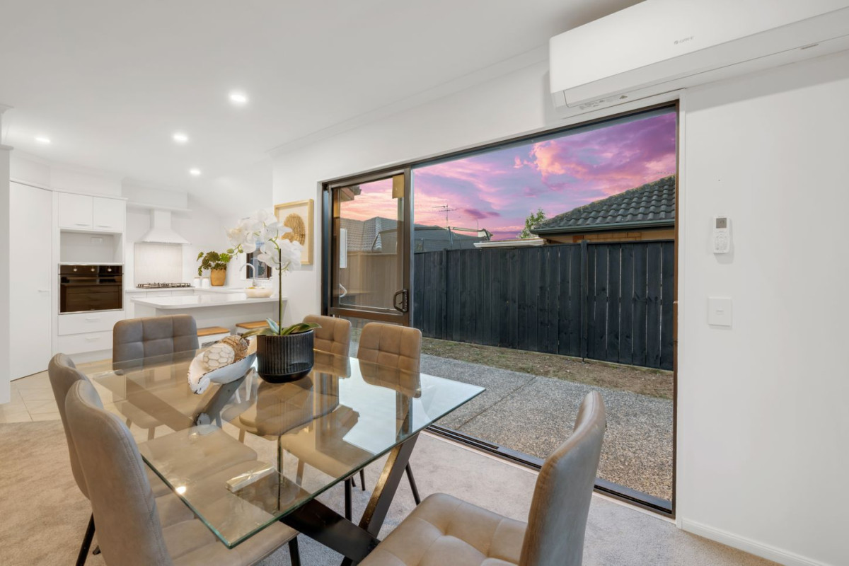 609m2 section, Home and income, Botany Downs Secondary College zone, 6 beds 3 baths house with double garage and 2 beds granny, Originally built by Spaceline Homes (Fletcher Homes), 373 Chapel Road, East Tamaki, Auckland