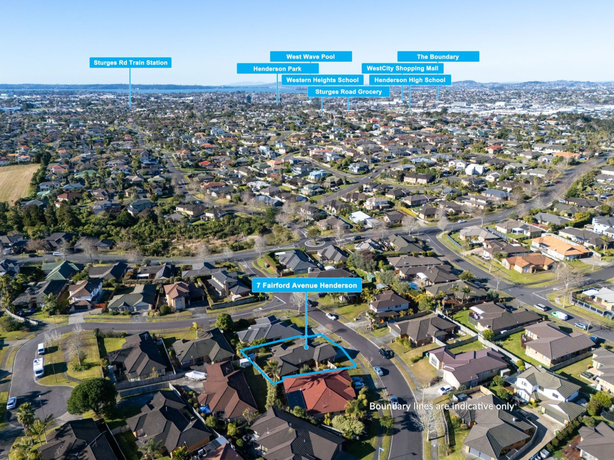 Deceased Estate For Sale After 21 Years, 580m2 section, Brick and tile 4 beds 2 baths house with double garage, 7 Fairford Avenue, Henderson, Auckland
