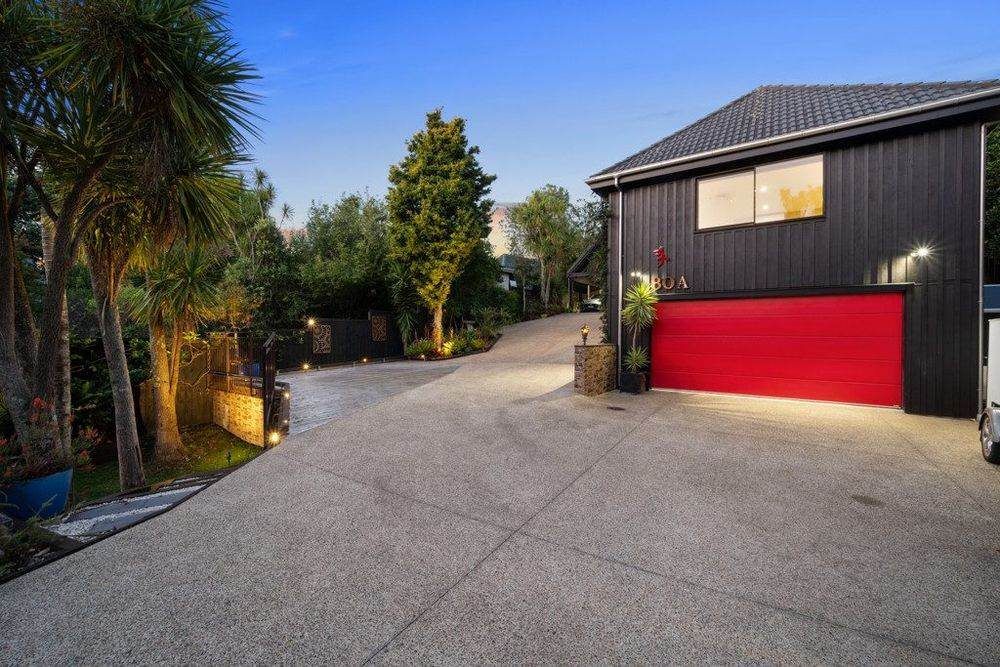 1222m2 section, Macleans College zone, 5 beds + office 4 baths house with double garage and double car port, 80A Beach Road, Mellons Bay, Auckland