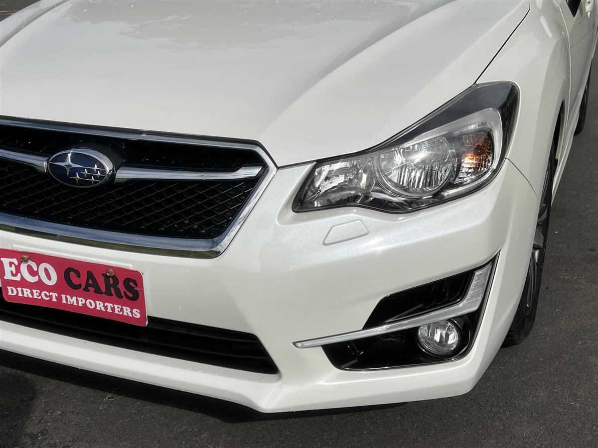 2015 Subaru Impreza PUSH BUTTON START LEATHER SEATS Hatchback Automatic, 1,600 cc, 61,567 km