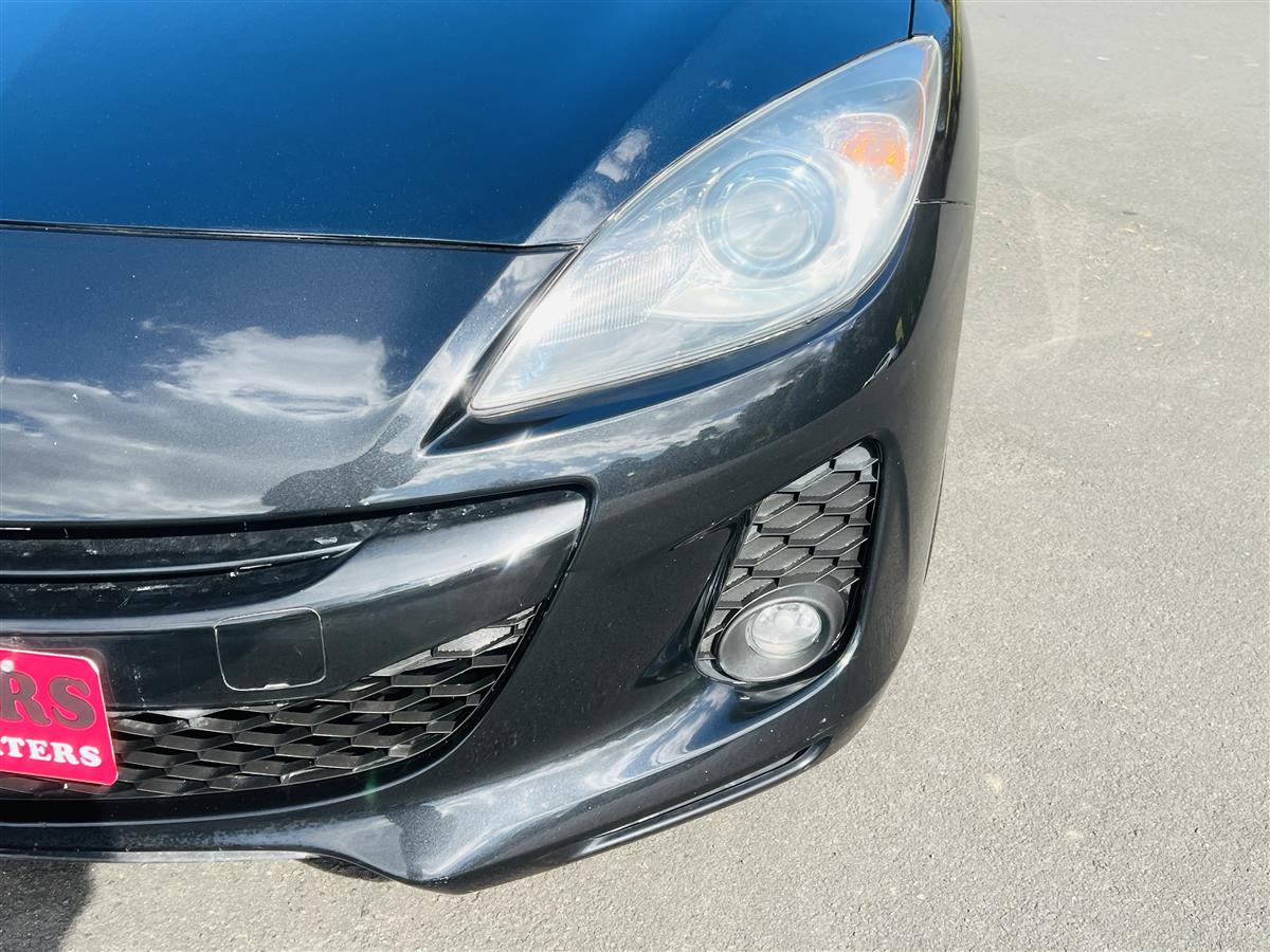 2012 Mazda Axela 2.0 LEATHER INTERIORS APPLE CAR PLAY Hatchback Automatic, 2,000 cc, 108,449 km