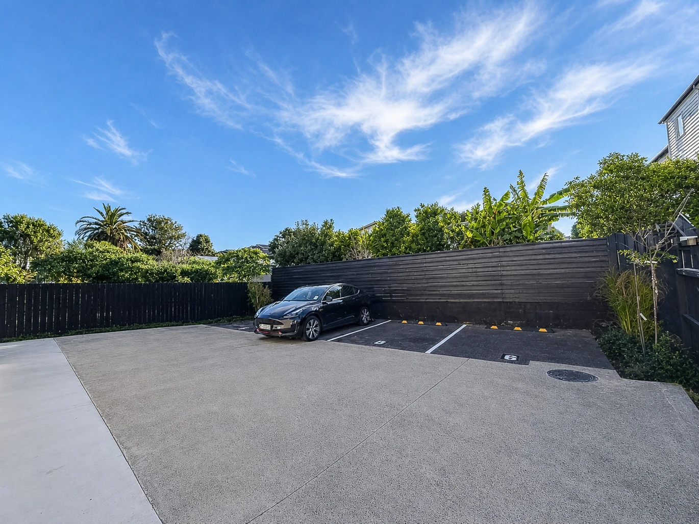 Must Sell, 10-year structural and weathertightness warranty, Brandnew freehold 3 beds (2 double + 1 study or kids’ room) 1.5 baths home with car park, Lots 2, 4, 6/ 16 Geneva Place Blockhouse Bay, Auckland, Auckland