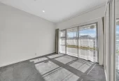 For rent, 2 beds 1 bath house with car parks, Available Now, 26 Atkinson Avenue, Otahuhu, Auckland