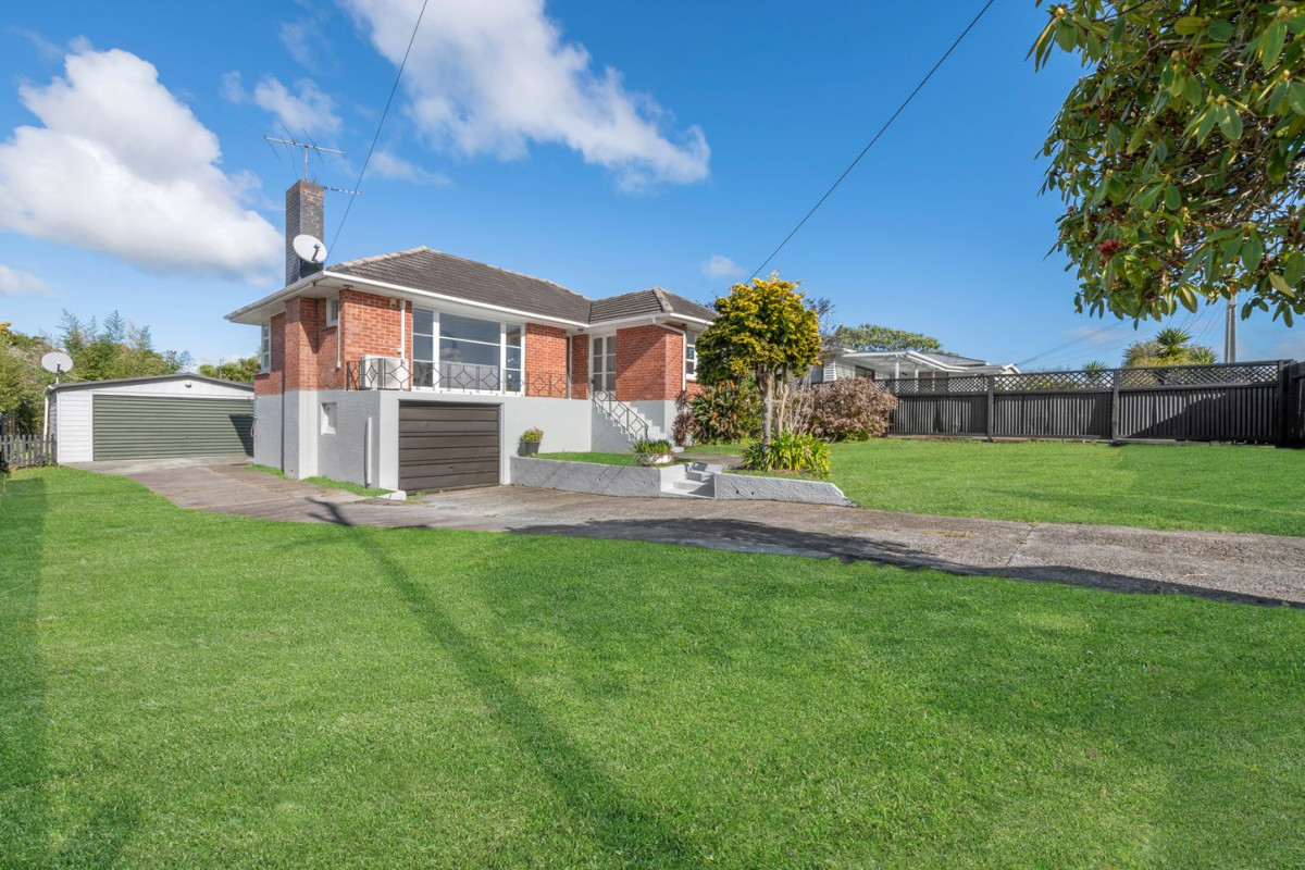 749m2 section, Brick and tile 3 beds 1 bath house with garage, 12 Clayton Road, Manurewa, Auckland