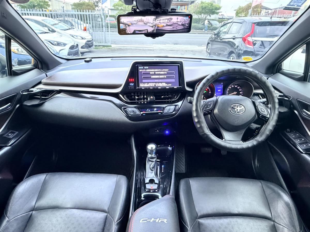 2017 Toyota C-HR G PACKAGE**BODY KIT RV/SUV Automatic, Hybrid, 1,797 cc, 83,198 km