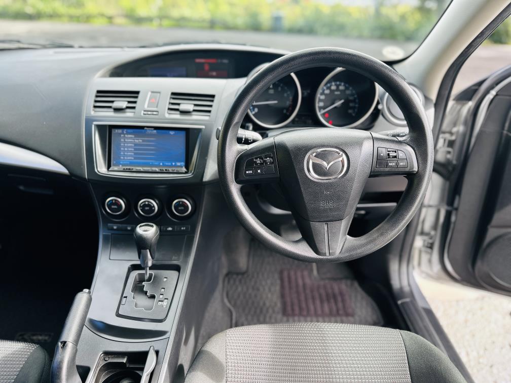 2013 Mazda Axela SPORTS !! SKYACTIVE ENGINE !! Hatchback Tiptronic, New Import, 2,000 cc, 46,350 km
