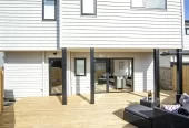 Brandnew standalone 3 beds 2.5 baths home with garage, 20C Castleford Street Green Bay, Auckland