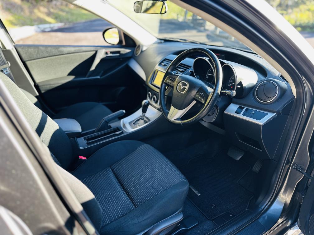 2012 Mazda Axela SPORTS !! STUNNING ALLOYS !! Hatchback Tiptronic, New Import, 1,500 cc, 40,992 km
