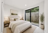 2 beds + study/office, 1.5 baths duplex home with car park, 7/29 Te Koa Road Panmure, Auckland