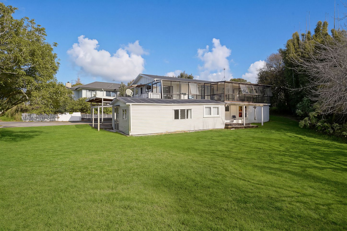 1255m2 section, 6 beds 2 baths house with carport and 3 beds granny downstairs, 35 Nile Road, Kelston, Auckland
