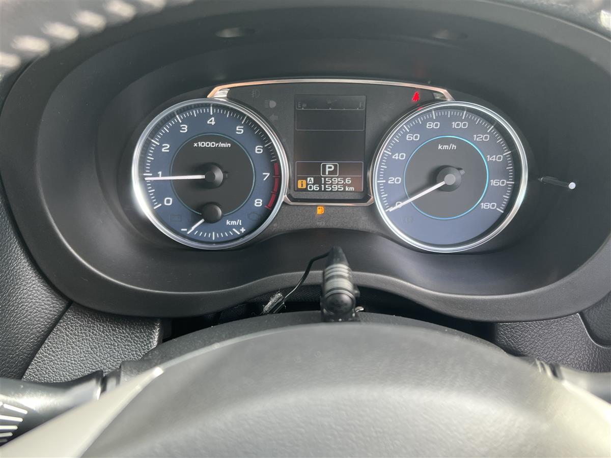 2015 Subaru Impreza PUSH BUTTON START LEATHER SEATS Hatchback Automatic, 1,600 cc, 61,567 km