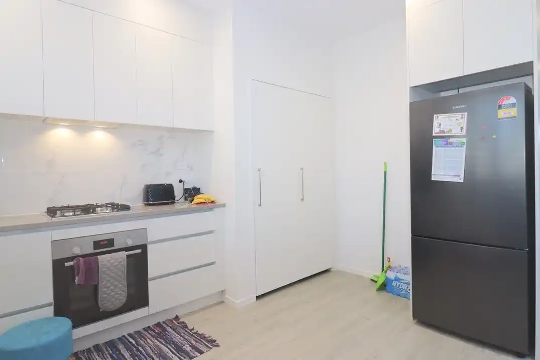For rent, Fully furnished, 3 beds 2 baths townhouse with car park, Available from 22nd September, 10 Serpent Road, Flat Bush, Auckland