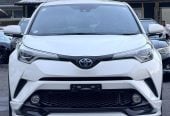 2017 Toyota C-HR G PACKAGE**BODY KIT RV/SUV Automatic, Hybrid, 1,797 cc, 83,198 km