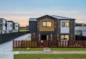 Vendors super motivated to sell, Brandnew standalone 4 beds 2.5 baths home with garage, 106B Edgewater Drive Pakuranga, Auckland