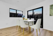 Vendors super motivated to sell, Brandnew standalone 4 beds 2.5 baths home with garage, 106B Edgewater Drive Pakuranga, Auckland