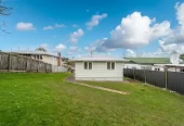 641m2 section, 3 beds 1 bath house with garage, 65 Rosamund Avenue, New Windsor, Auckland