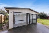 688m2 section, Renovated 3 beds 1 bath house, Double garage has been converted into two extra rooms, 32 Idlewild Avenue, Mangere, Auckland
