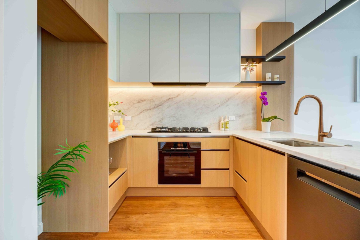 Must Sell, All Offers Considered, Double Westlake High School Zone, 174m2 4 beds + multi-purpose room 3 baths home with garage, 5/7 Alma Road, Milford, Auckland