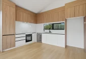 2 beds + study/office, 1.5 baths duplex home with car park, 7/29 Te Koa Road Panmure, Auckland
