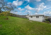 641m2 section, 3 beds 1 bath house with garage, 65 Rosamund Avenue, New Windsor, Auckland