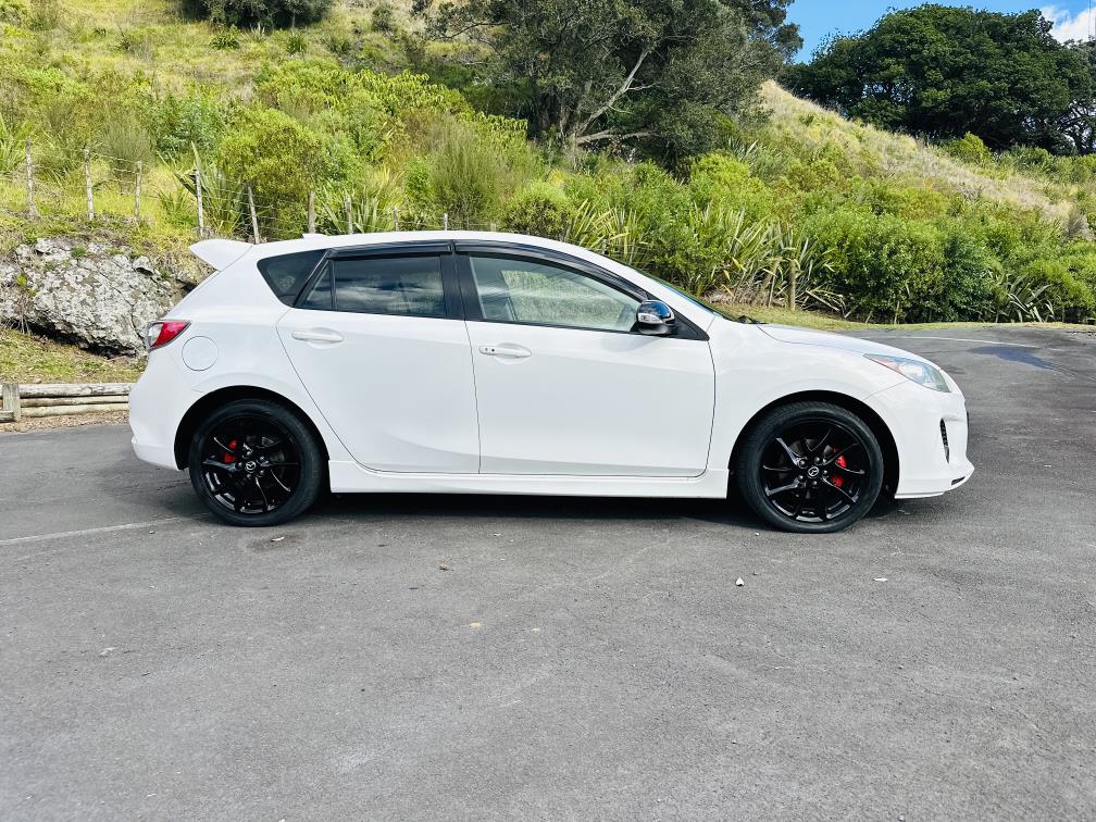 2013 Mazda Axela 20S SPORTS !! HIGH SPEC !! Hatchback Tiptronic, New Import, 2,000 cc, 80,817 km