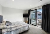 Owner cashing out, 472m2 section, Brick and tile 4 beds 2 baths house with double garage, 25 Dumas Place, Papakura, Auckland