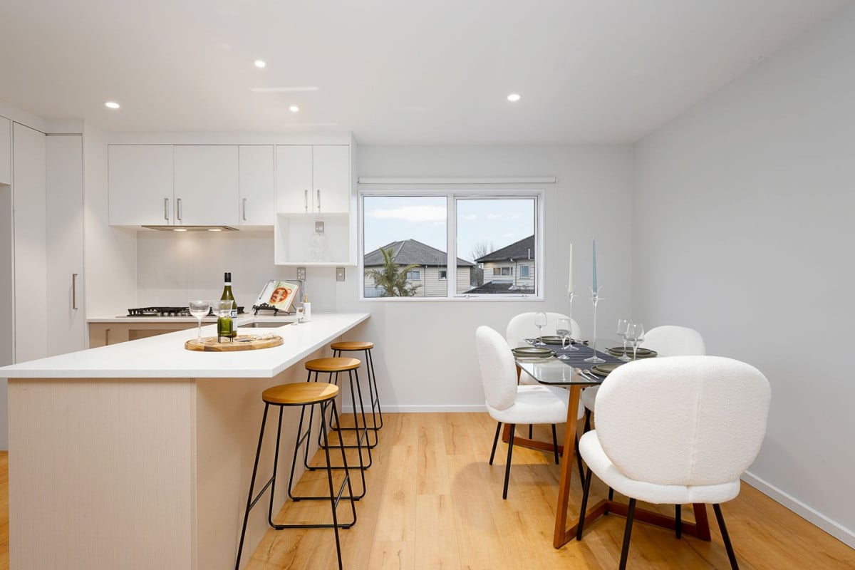 4 beds (2 ensuites) 3.5 baths home with garage, 1 ensuite ground floor, 77 Bordeaux Parade, Te Atatu South, Auckland