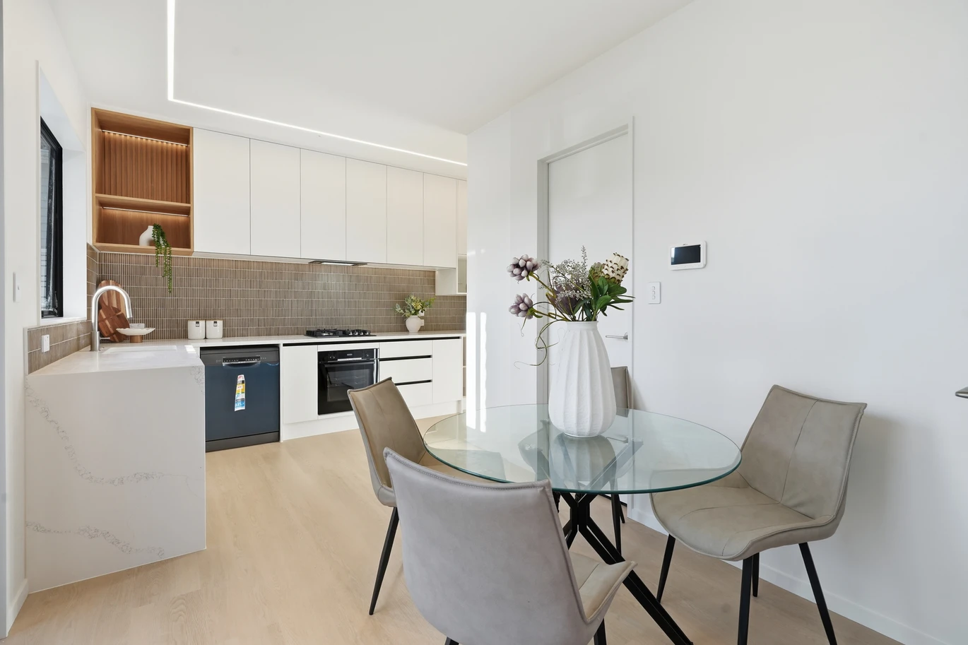 Brandnew standalone 4 beds 2 baths home with garage, Lot 2&3/15 Te Kawa Road One Tree Hill, Auckland