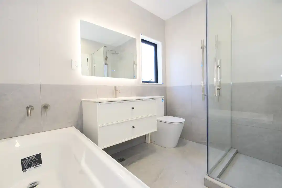 For rent, Brandnew 4 beds 3 baths duplex home with car parks, Available NOW, 4 Waimarie Drive, Karaka, Auckland