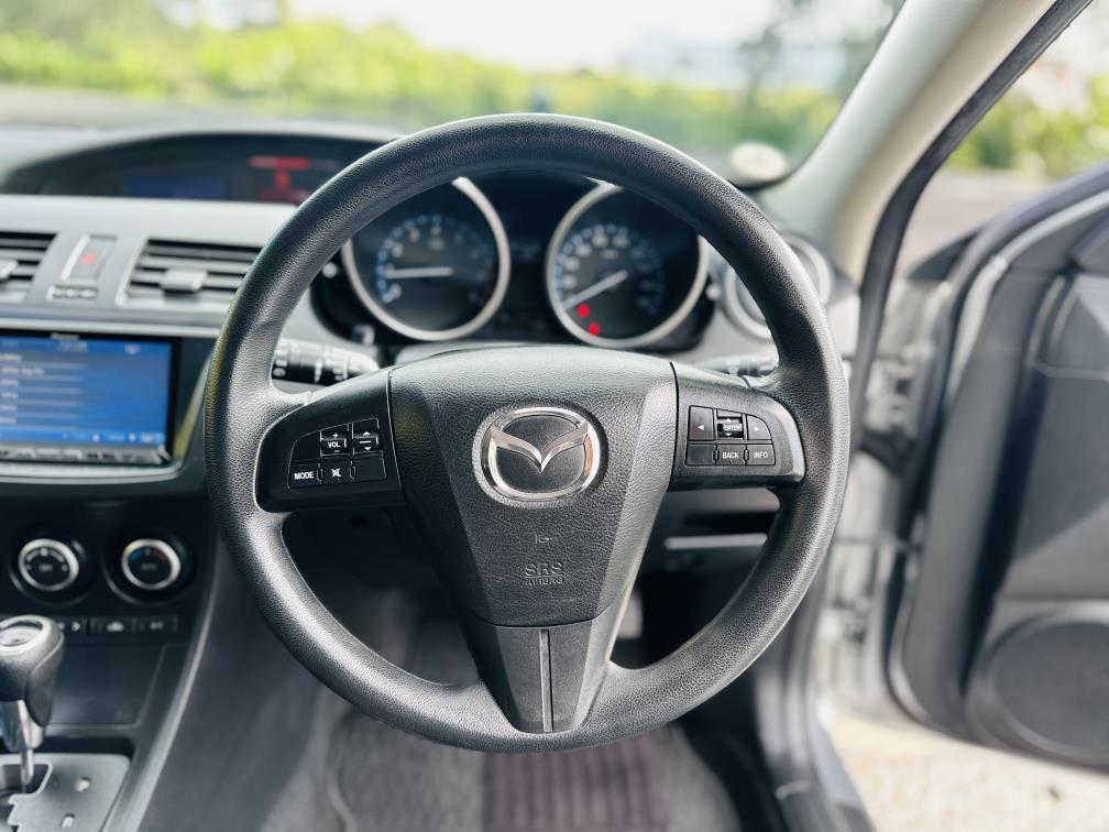 2013 Mazda Axela SPORTS !! SKYACTIVE ENGINE !! Hatchback Tiptronic, New Import, 2,000 cc, 46,350 km