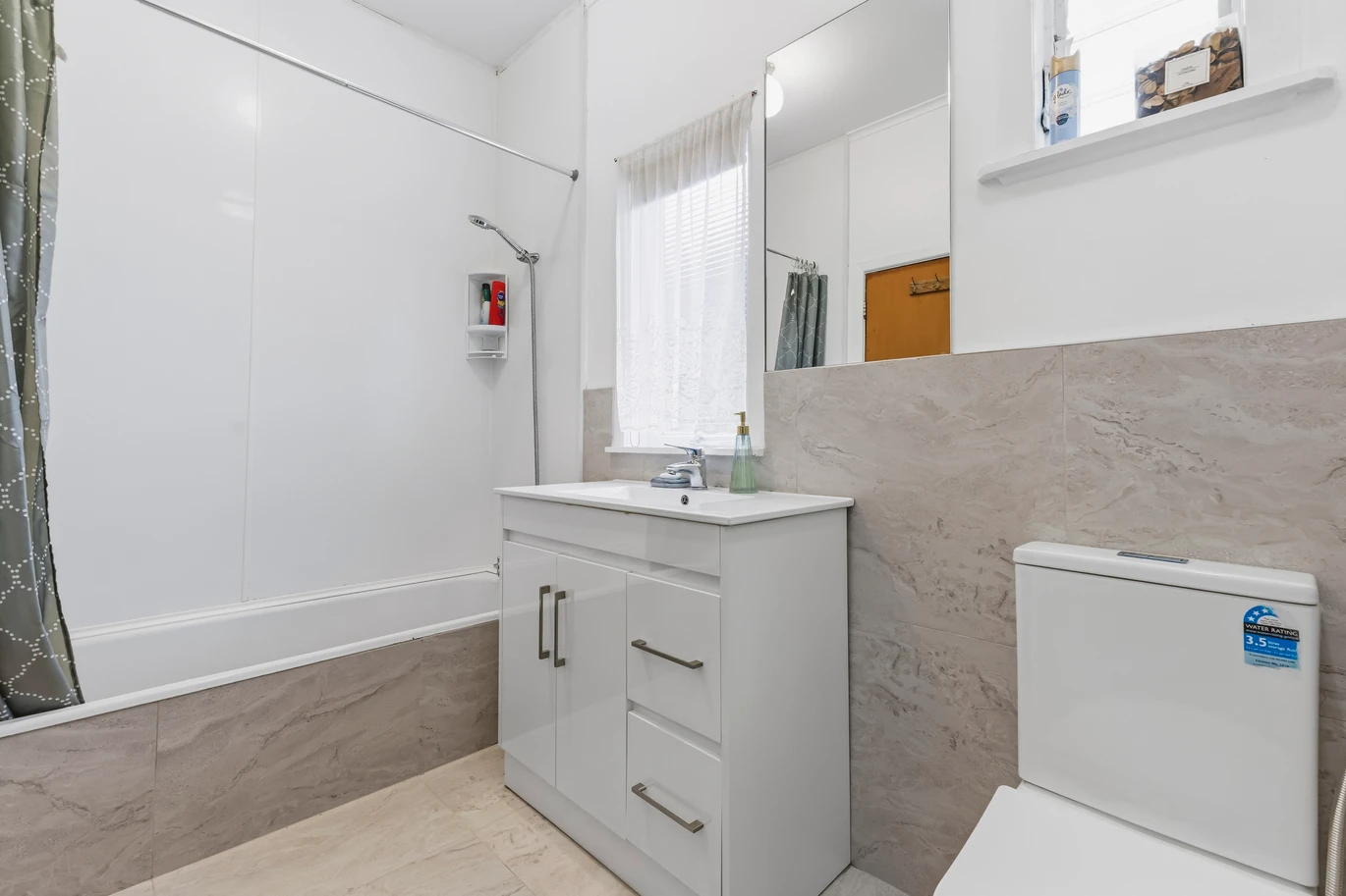 Owners Have Bought – Must Sell, Ignore CV! 3 Bedroom + Study | 1 Bath | 5 Car Parks, 1/5 Allen Avenue Papatoetoe, Auckland