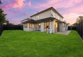 609m2 section, Home and income, Botany Downs Secondary College zone, 6 beds 3 baths house with double garage and 2 beds granny, Originally built by Spaceline Homes (Fletcher Homes), 373 Chapel Road, East Tamaki, Auckland