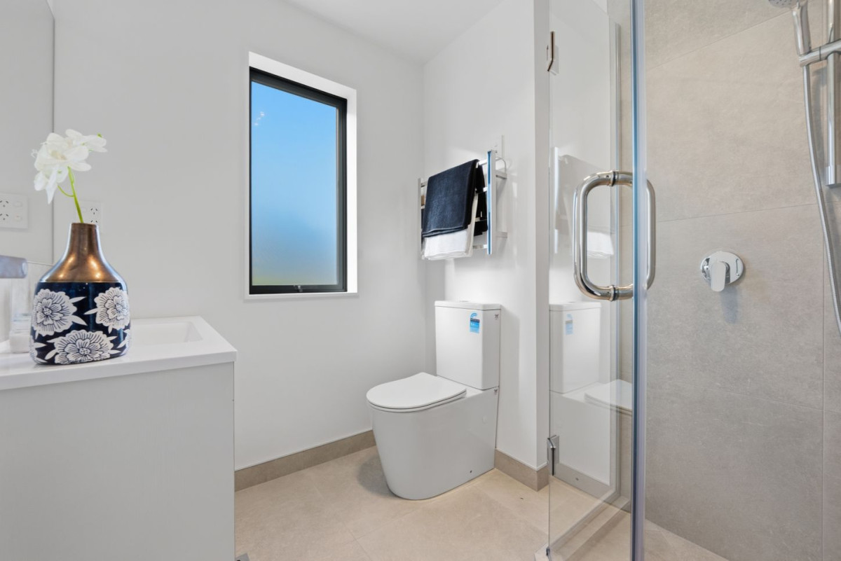 Brandnew 2 beds (2 ensuites) 2.5 baths home with car park, Lot 6/3 Gill Avenue, Te Atatu Peninsula, Auckland