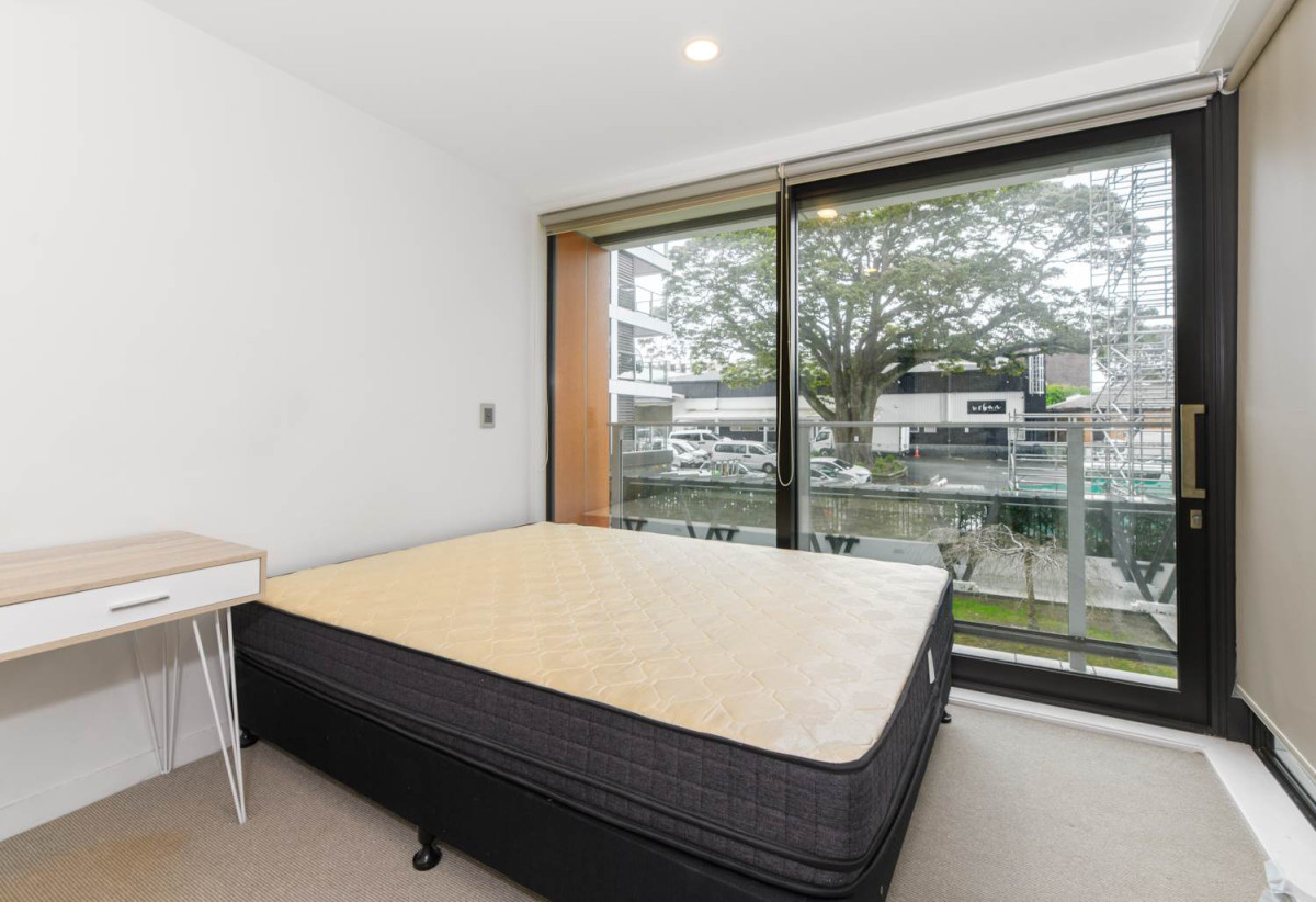 Double Grammar school zone (AGS & EGGS), 61m2 2 beds 2 baths apartment, 0.3 km to Auckland Grammar, Easy walks to Newmarket, 106/10 Lion Place, Epsom, Auckland