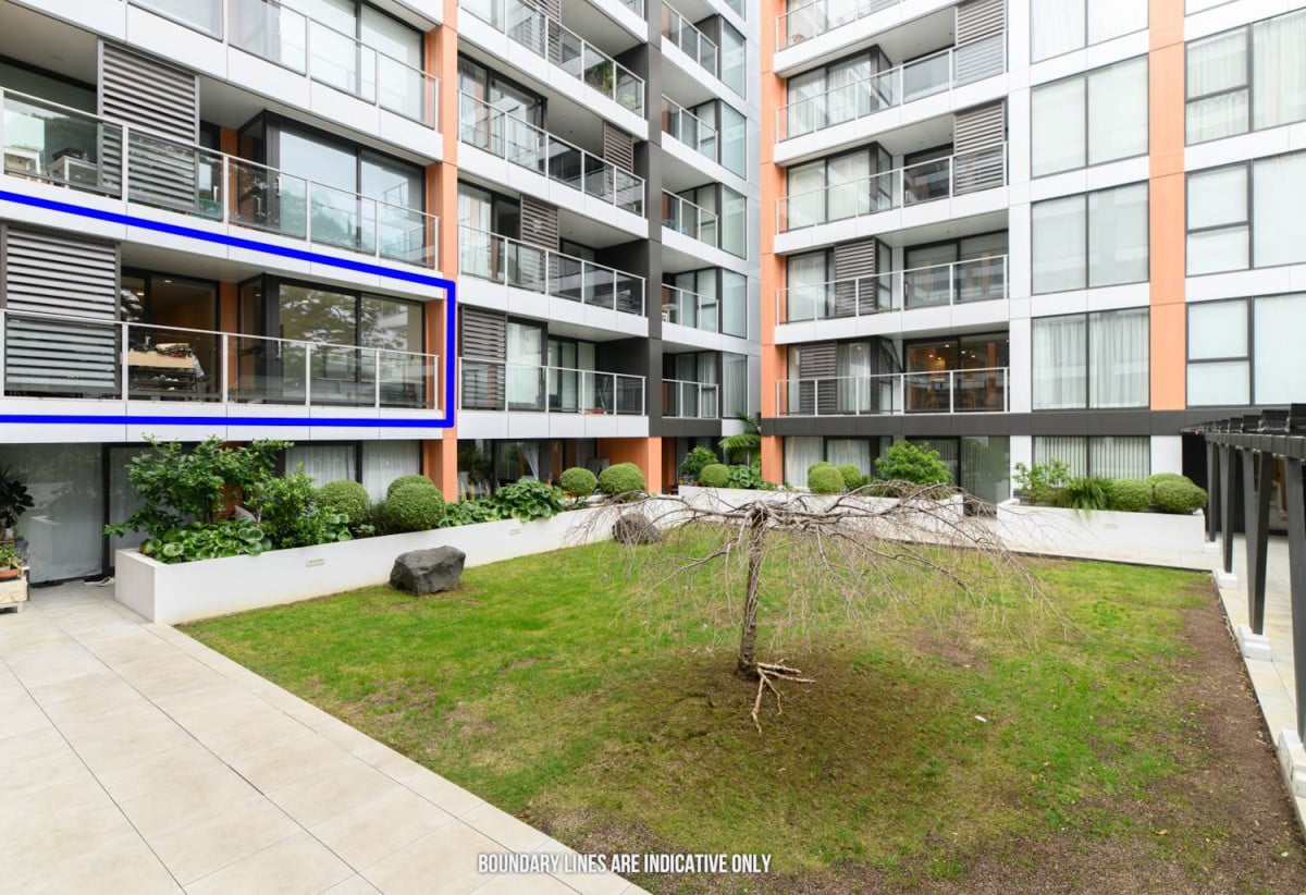 Double Grammar school zone (AGS & EGGS), 61m2 2 beds 2 baths apartment, 0.3 km to Auckland Grammar, Easy walks to Newmarket, 106/10 Lion Place, Epsom, Auckland