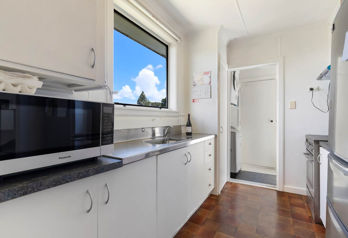 996m2 section, Prime location, 2 bed 1.5 baths house with a garage that has been converted into a versatile workshop and additional flexible spaces, 80 Alfriston Road, Manurewa East, Auckland