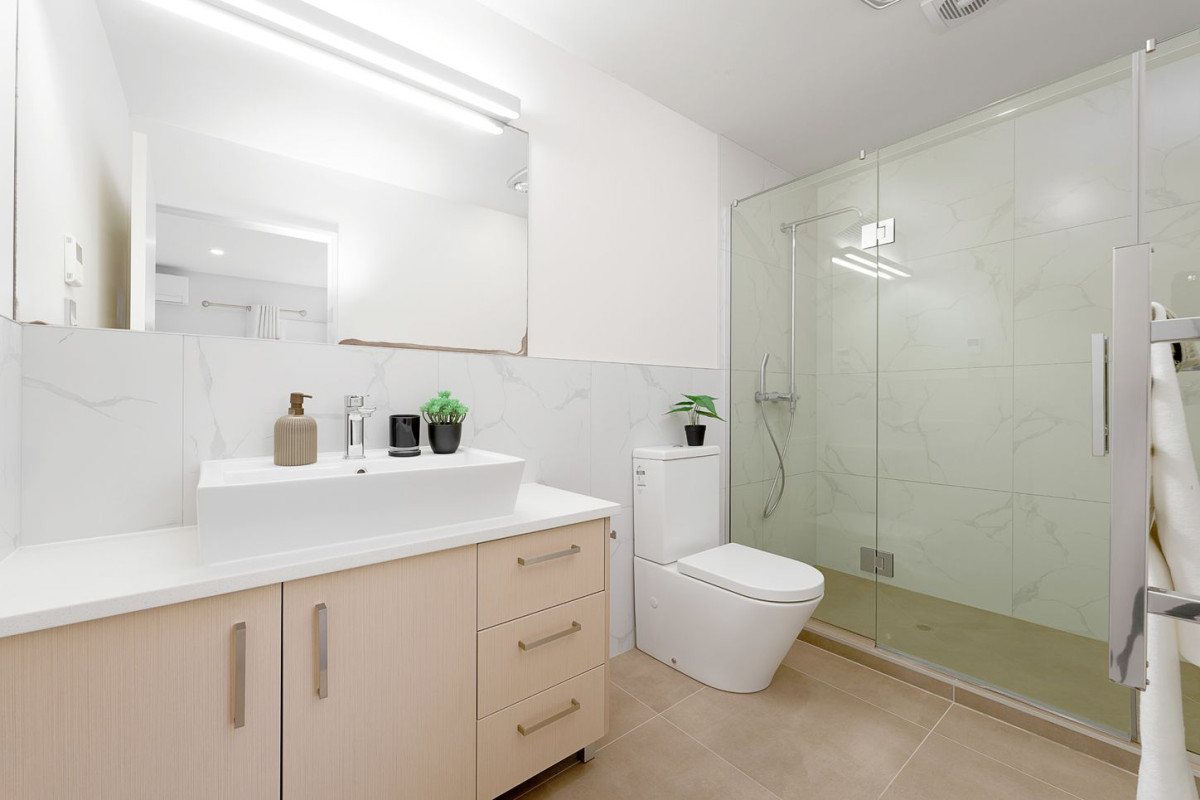 4 beds (2 ensuites) 3.5 baths home with garage, 1 ensuite ground floor, 77 Bordeaux Parade, Te Atatu South, Auckland