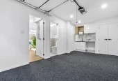 Vendors super motivated to sell, Brandnew standalone 4 beds 2.5 baths home with garage, 106B Edgewater Drive Pakuranga, Auckland