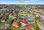 574m2 section, 5 beds 2 baths house with double garage, 19 Kendrick Place Blockhouse Bay, Auckland