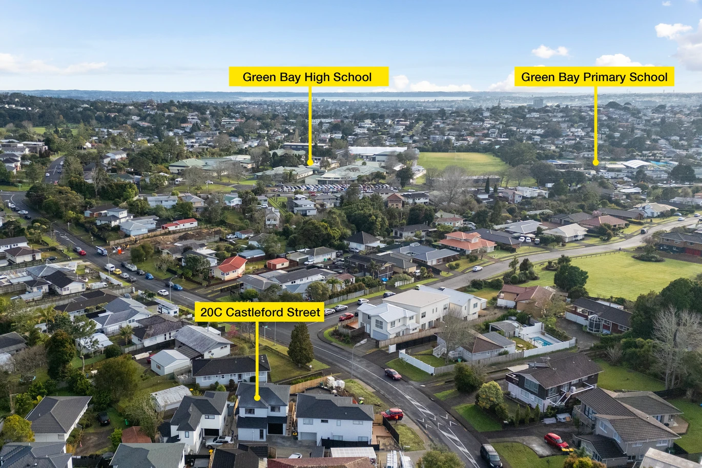 Brandnew standalone 3 beds 2.5 baths home with garage, 20C Castleford Street Green Bay, Auckland
