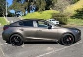 2014 Mazda Axela HIGH SPEC HUD LEATHER SEATS Sedan Automatic, Hybrid, 2,000 cc, 53,981 km