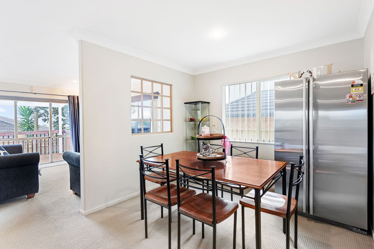 Kingsley-Built Family Haven in Mission Heights, Offered by its first owner since new, 4 beds 2.5 baths house with double garage, 11 Amaretto Avenue, Flat Bush, Auckland