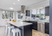 958m2 section, 4 beds + study 2 baths house with double garage, 37 Onedin Place, Titirangi, Auckland