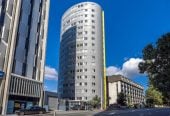 Auckland Girls Grammar school zone, 15m2 1 bed 1 bath apartment with 2 car parks, currently Returning $534/week, 703/138 Anzac Avenue, Auckland Central, Auckland